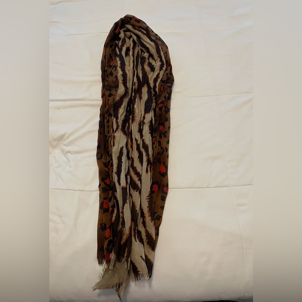 Animal print long scarf